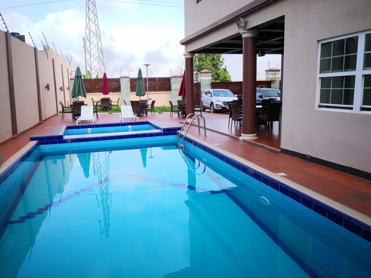 Frederick'S Lodge Kumasi Exteriör bild